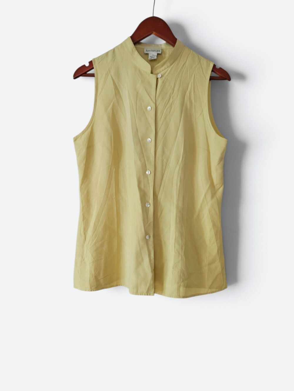 Ann Taylor Vintage 100% Silk Stand Collar Sleeveless Button Up Blouse Top 10